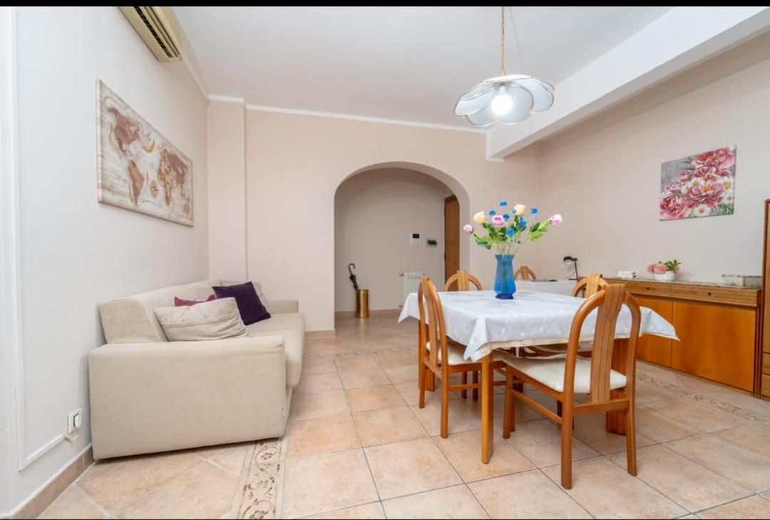 דירות טיבולי La Casa Di Ada מראה חיצוני תמונה